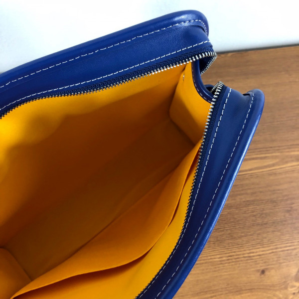 Go*ard toiletry bag