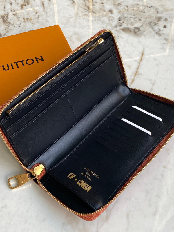 l0*is V*t0n lvxnba zippy wallet