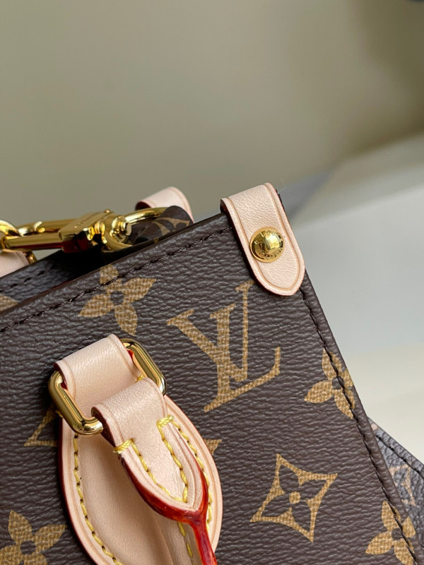 l0*is V*t0n petit sac plat