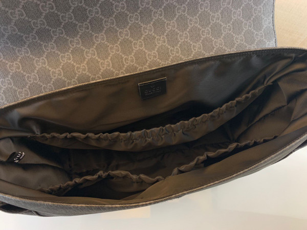 G*u*i gg plus diaper bag