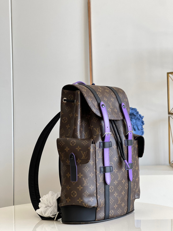 l0*is V*t0n christopher backpack