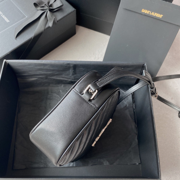 Y*L lou camera bag-23*16*6cm