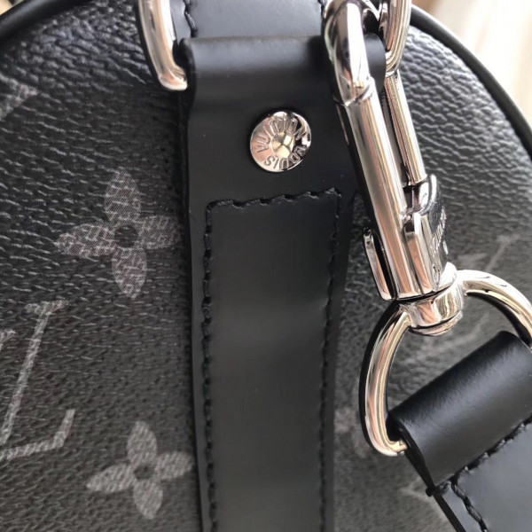l0*is V*t0n keepall 45
