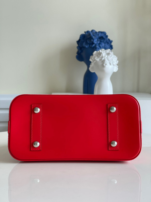 l0*is V*t0n alma pm