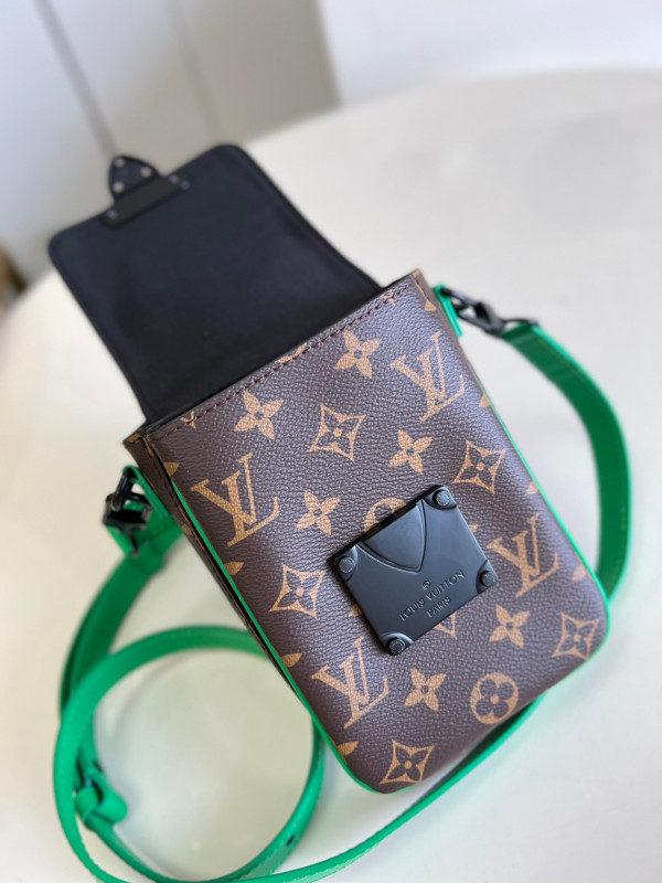 l0*is V*t0n s-lock vertical wearable wallet
