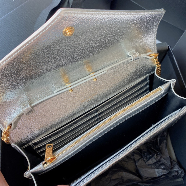 Y*L cassandre matelassÉ chain wallet