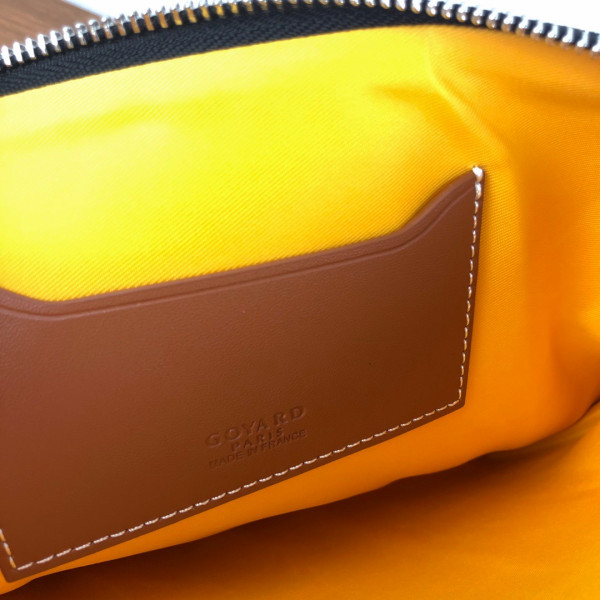 Go*ard senat pouch