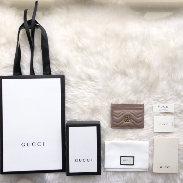 G*u*i marmont card case