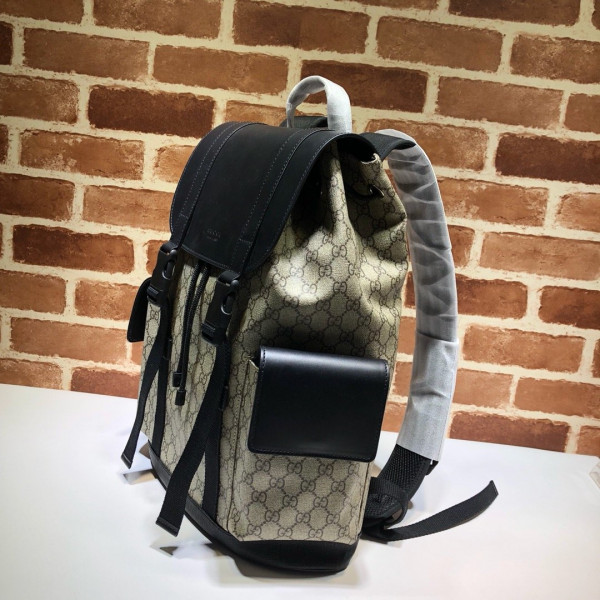 G*u*i backpack