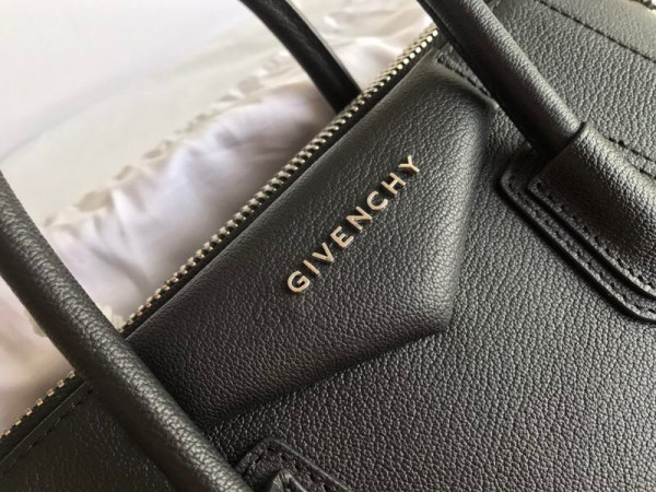 GIENVCHY ANTIGONA MINI/SMALL/MEDIUM IN GRAINED LEATHER