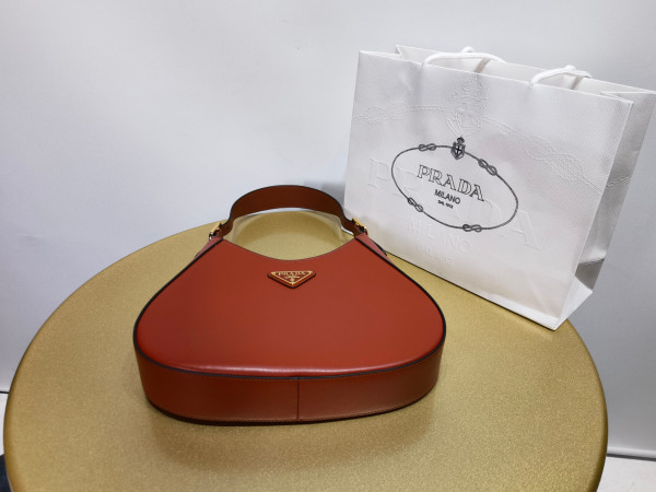 Pra*a leather shoulder bag