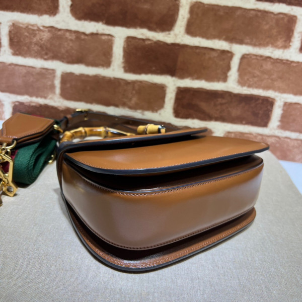 G*u*i small top handle bag with bamboo