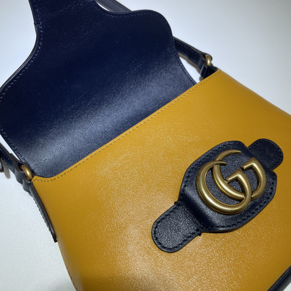 G*u*i small messenger bag with double g