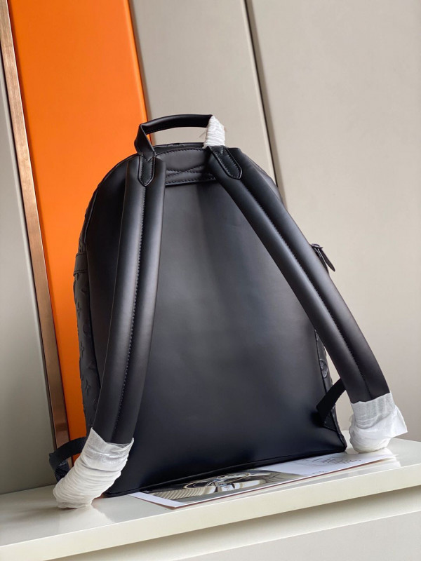 l0*is V*t0n armand backpack