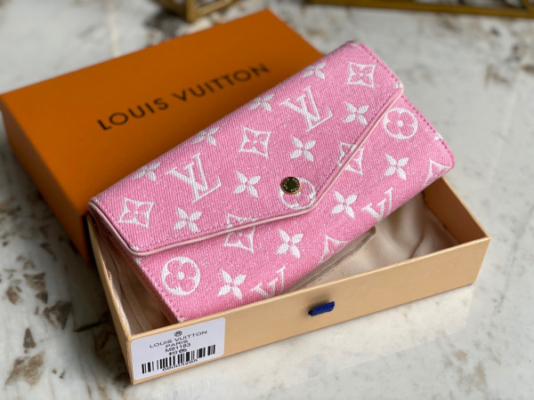 l0*is V*t0n sarah wallet