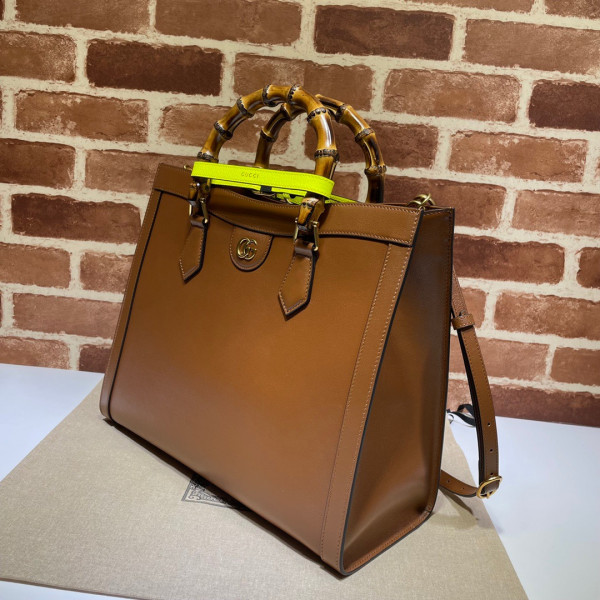 G*u*i diana medium tote bag