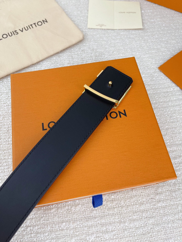 l0*is V*t0n belt