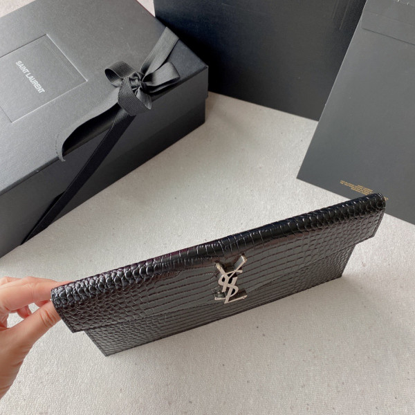 Y*L uptown pouch