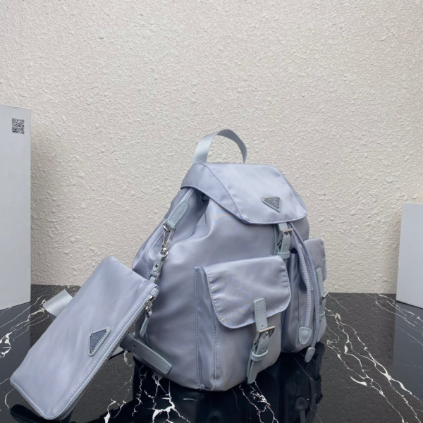 Pra*a re-nylon medium backpack-32-15-30cm