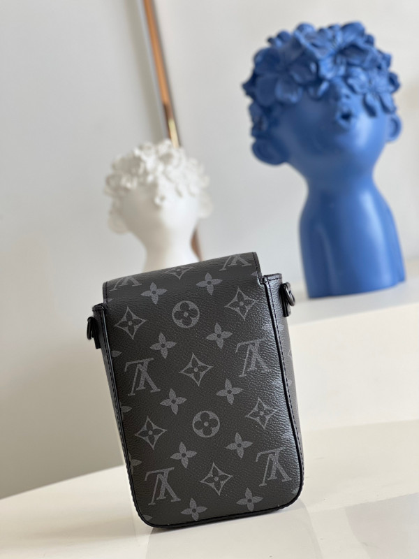 l0*is V*t0n s-lock vertical wearable wallet