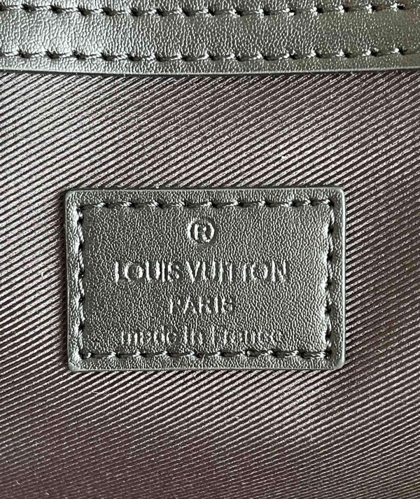 l0*is V*t0n keepall bandouliÈre 50