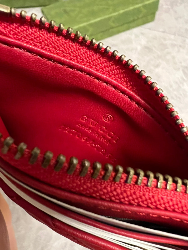 G*u*i gg marmont keychain wallet