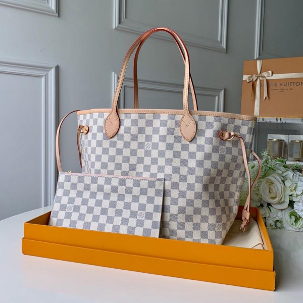 l0*is V*t0n neverfull  mm