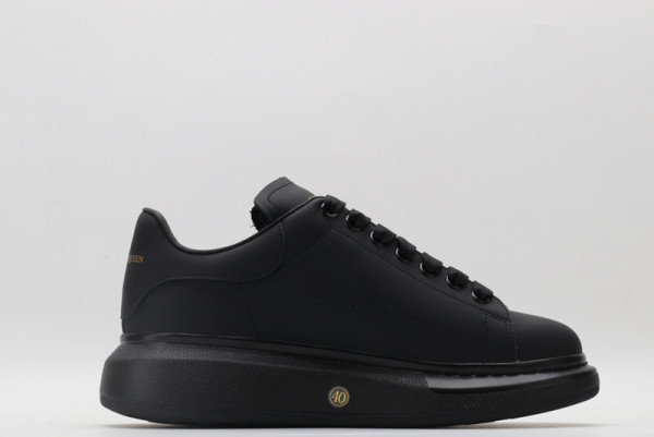 ale*d*r M*Q*en oversized sneaker