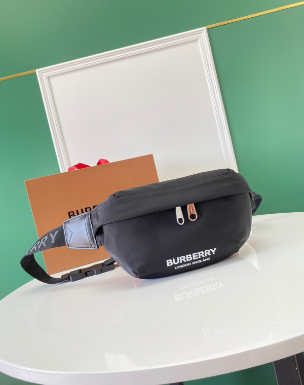 B**rry bum bag