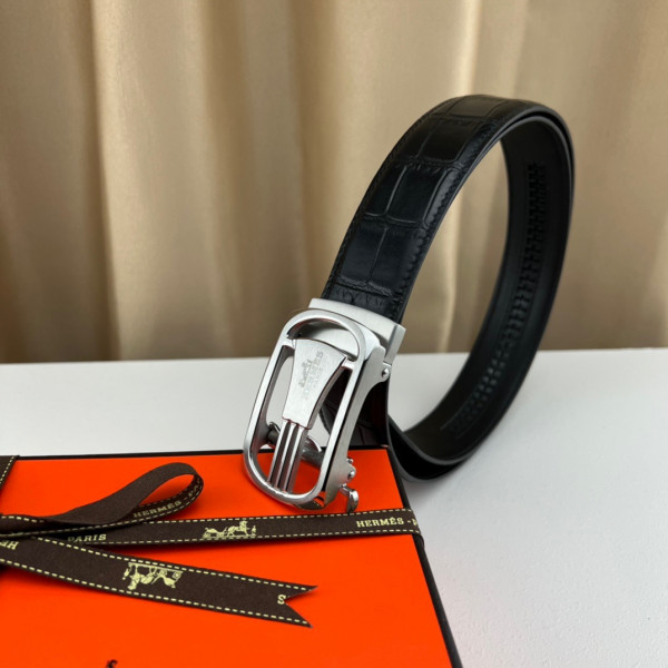 H**mes belt