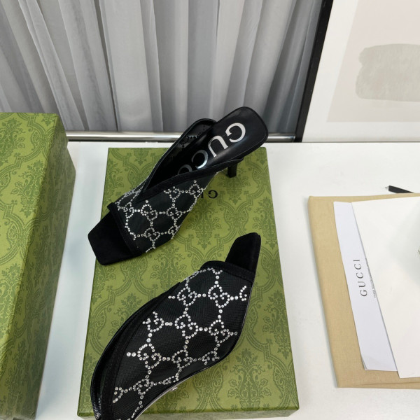 G*u*i gg sandal