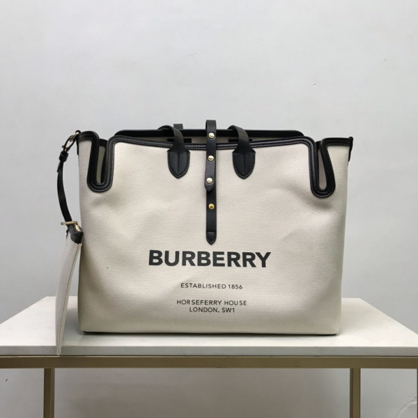 B**rry the medium soft cotton canvas belt bag