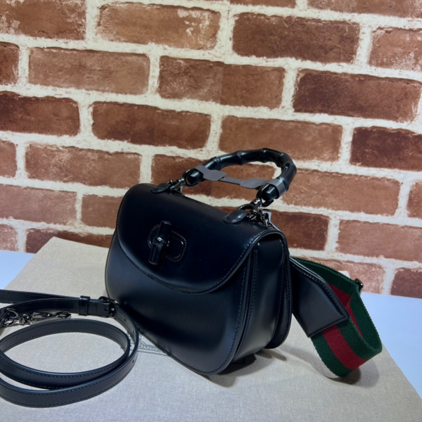 G*u*i small top handle bag with bamboo