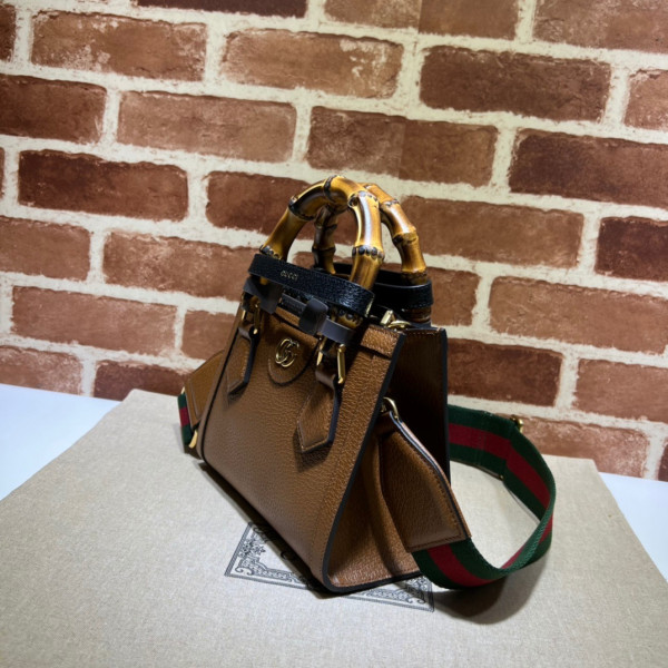 G*u*i diana mini tote bag