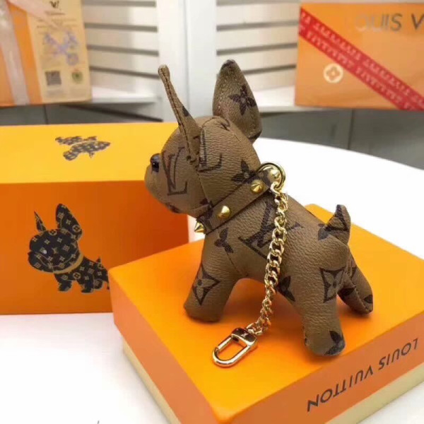 l0*is V*t0n kaey chain