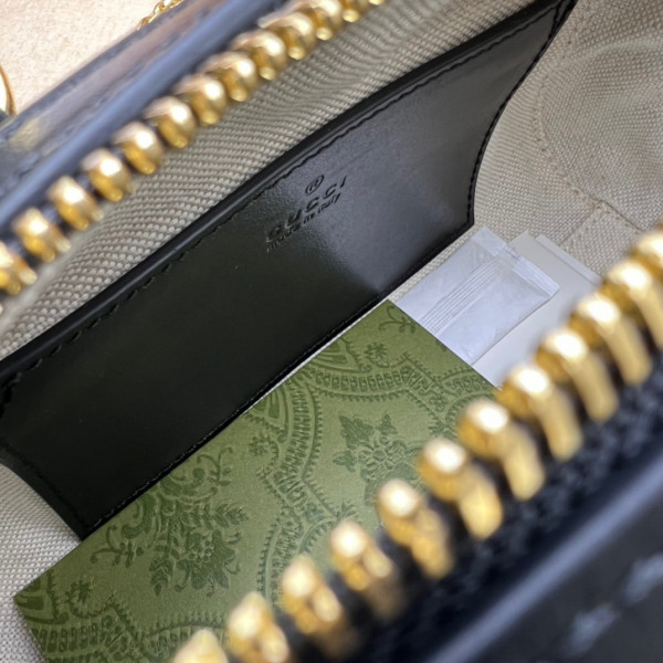 G*u*i gg matelassé leather top handle bag