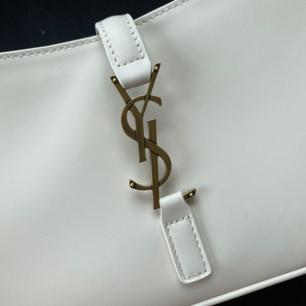 Y*L le 5 À 7 hobo bag