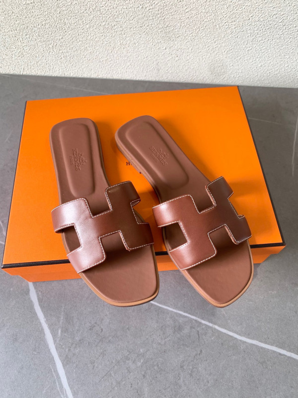 H**mes sandal