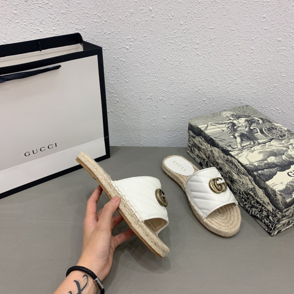 G*u*i leather espadrille sandal