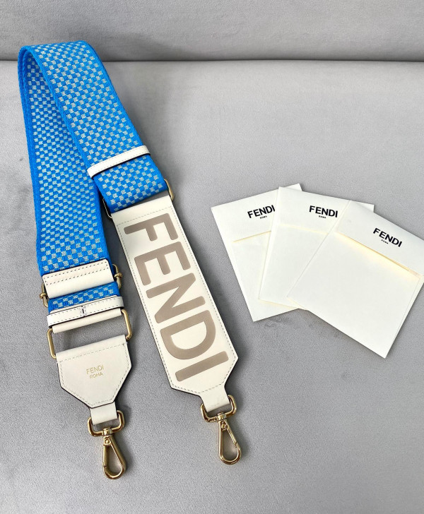 F**di strap you
