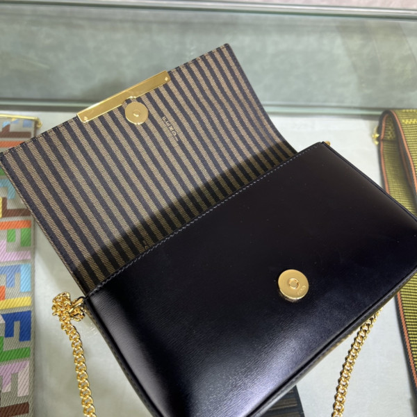 F**di wallet on chain with pouches