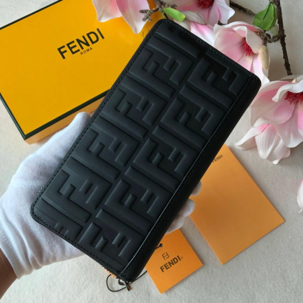 F**di wallet