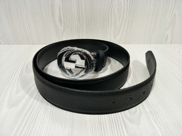 G*u*i belt