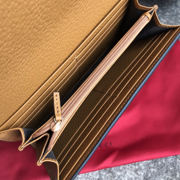 disney x G*u*i gg long wallet