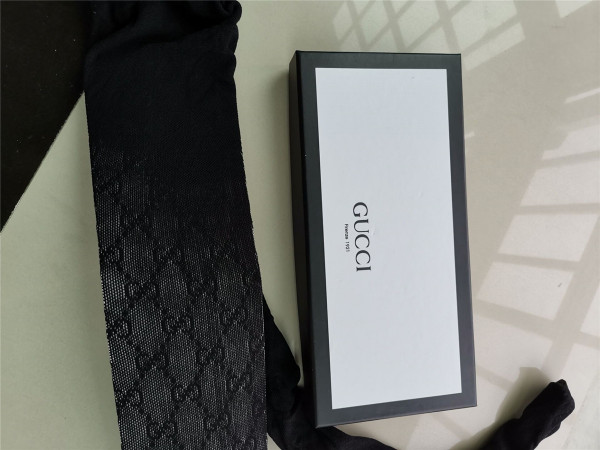 G*u*i tights