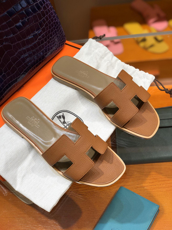 H**mes sandal