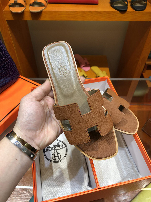 H**mes sandal