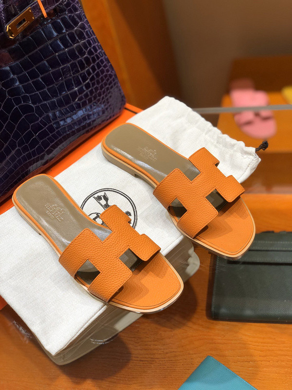 H**mes sandal