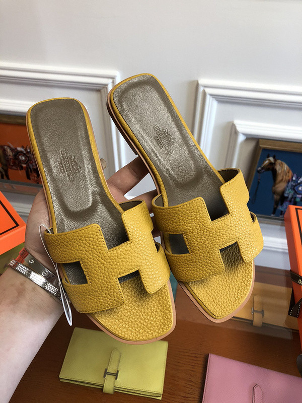 H**mes sandal