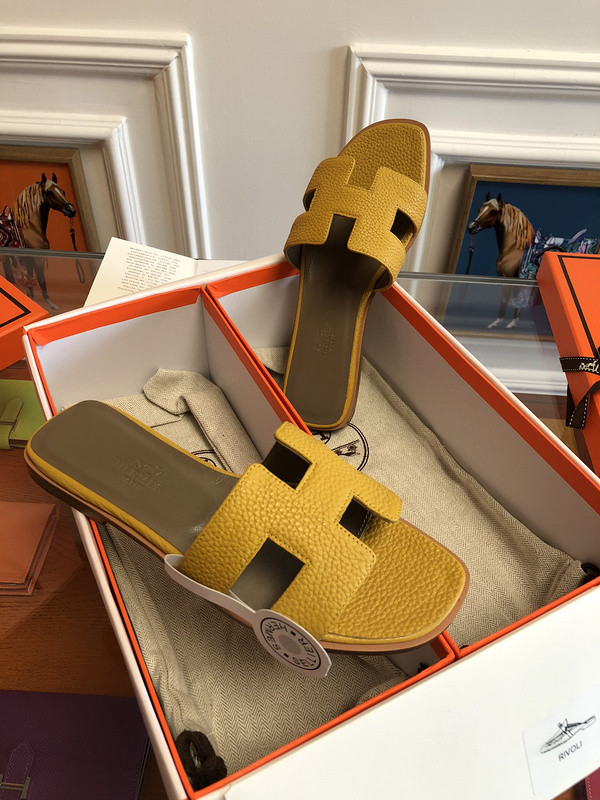 H**mes sandal